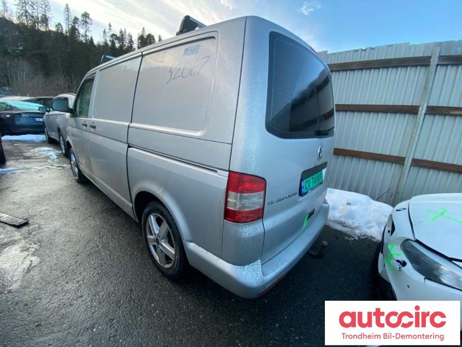 VW Transporter / Caravelle 2009-2015 (Fase 2) (T5) (T5), Motorkode: CFCA, Girkassekode: NZR