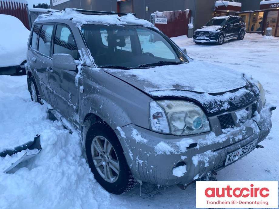 Nissan X-Trail 2002-2007 (T30) (T30), Motorkode: YD22ETI, Girkassekode: 32010EQ068
