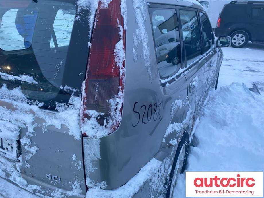 Nissan X-Trail 2002-2007 (T30) (T30), Motorkode: YD22ETI, Girkassekode: 32010EQ068