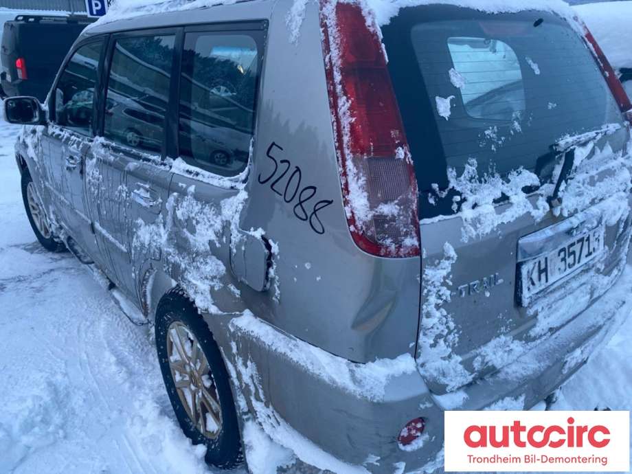Nissan X-Trail 2002-2007 (T30) (T30), Motorkode: YD22ETI, Girkassekode: 32010EQ068