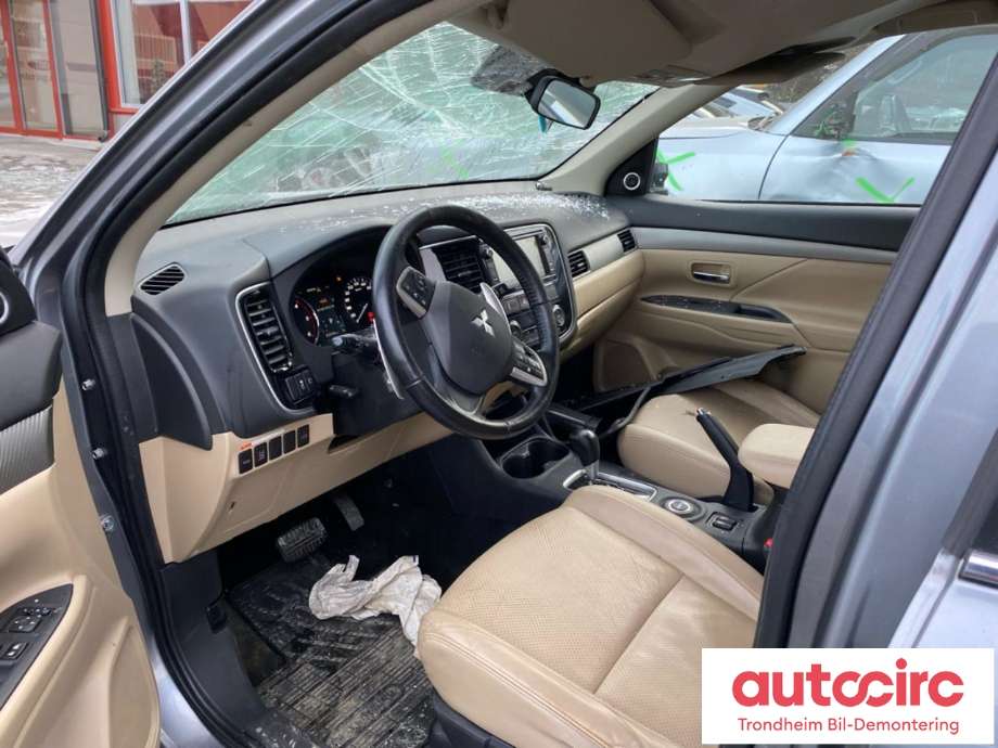Mitsubishi Outlander 2012-2015 (Type III, Fase 1) , Motorkode: 4N14, Girkassekode: 2700A330