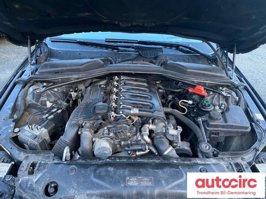 BMW 5-Serie 2003-2010 (E60/E61) (E60/E61), Motorkode: M57D30, Girkassekode: 24007581584