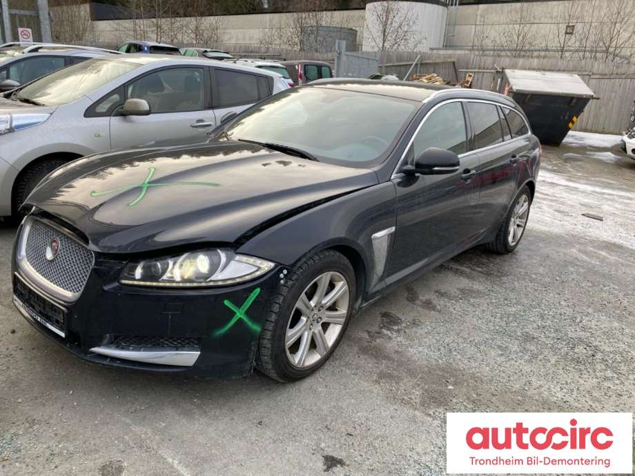 Jaguar XF 2008-2015 (X250) (X250), Motorkode: 224DT, Girkassekode: C2Z13929