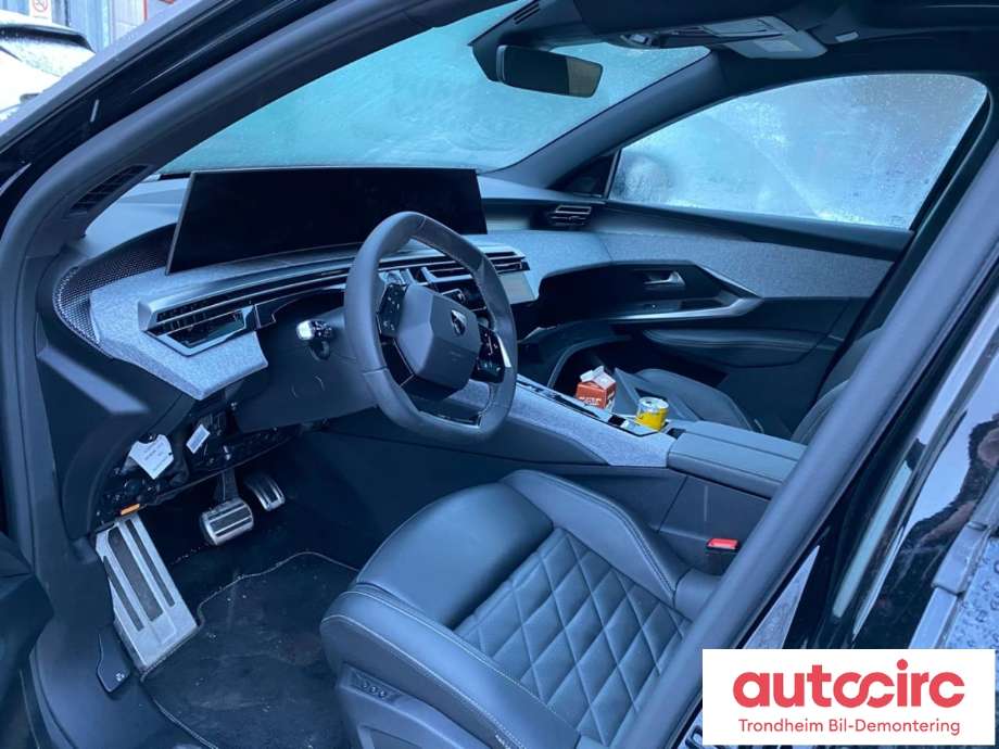 Peugeot e-3008 2023-->> , Motorkode: ZKZ, Girkassekode: 