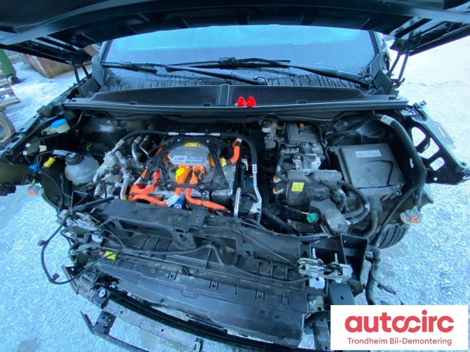 Peugeot e-3008 2023-->> , Motorkode: ZKZ, Girkassekode: 