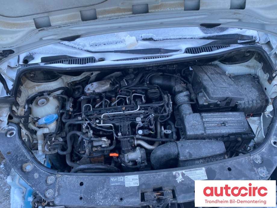 VW Caddy 2010-2015 (Type III, Fase 2) , Motorkode: CAYE, Girkassekode: MLT