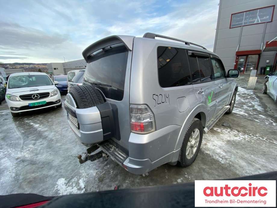 Mitsubishi Pajero 2007-2016 (Type IV, Fase 1) , Motorkode: 4M41, Girkassekode: 2700A130