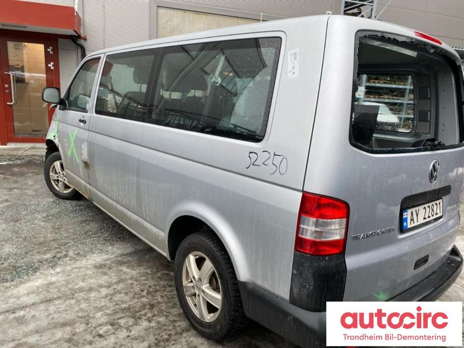 VW Transporter / Caravelle 2009-2015 (Fase 2) (T5) (T5), Motorkode: CAAC, Girkassekode: PAW