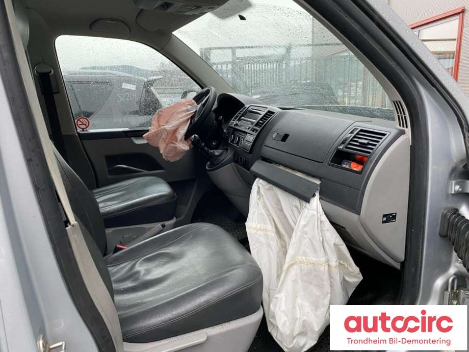 VW Transporter / Caravelle 2009-2015 (Fase 2) (T5) (T5), Motorkode: CAAC, Girkassekode: PAW