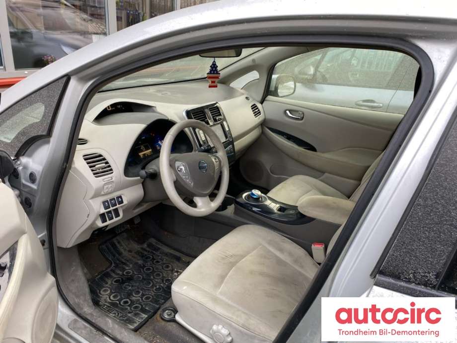 Nissan Leaf 2011-2017 (Type I) , Motorkode: EM61, Girkassekode: 
