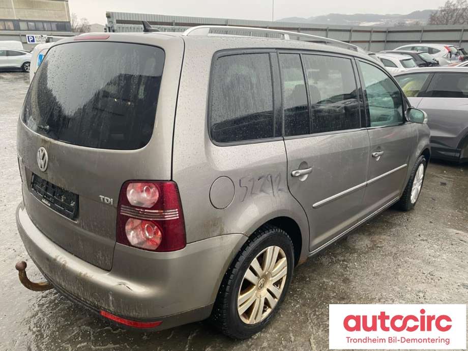 VW Touran 2007-2010 (Type I, Fase 2) , Motorkode: BLS, Girkassekode: KXD