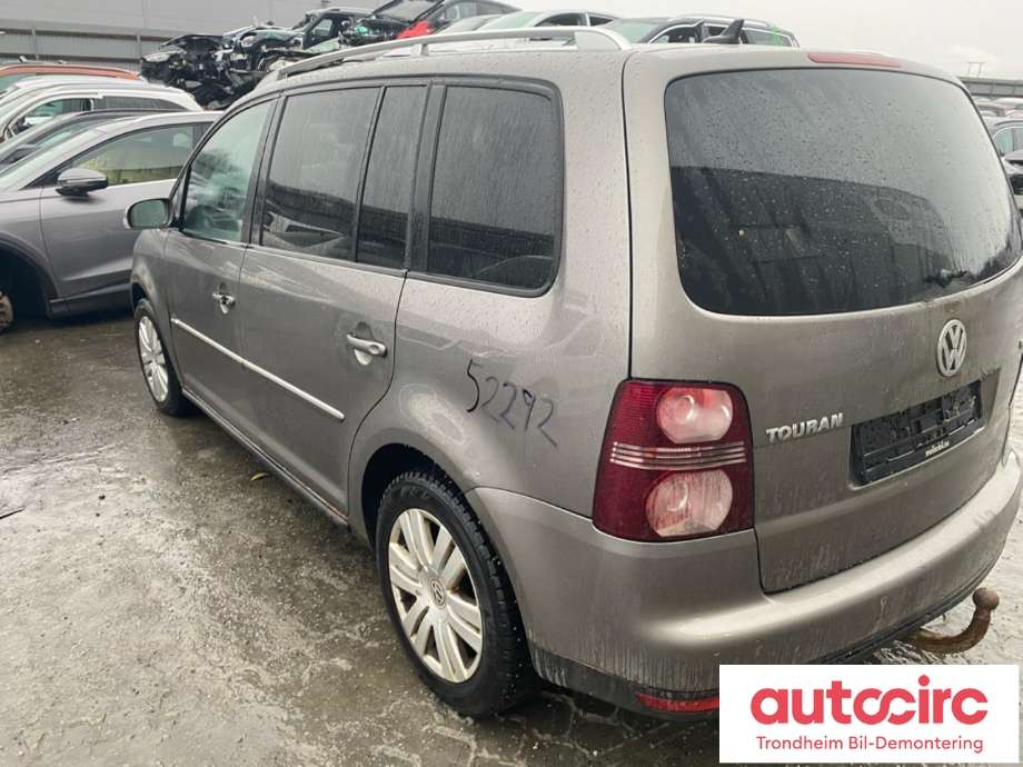 VW Touran 2007-2010 (Type I, Fase 2) , Motorkode: BLS, Girkassekode: KXD