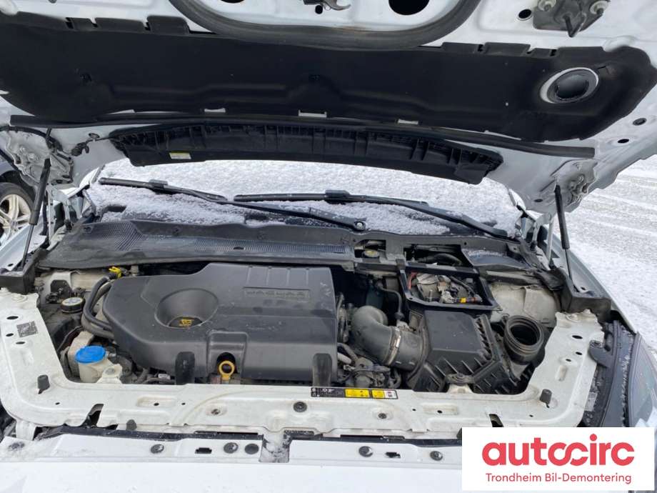 Jaguar E-PACE 2017-->> (X540) (X540), Motorkode: 204DTD, Girkassekode: J9C12470