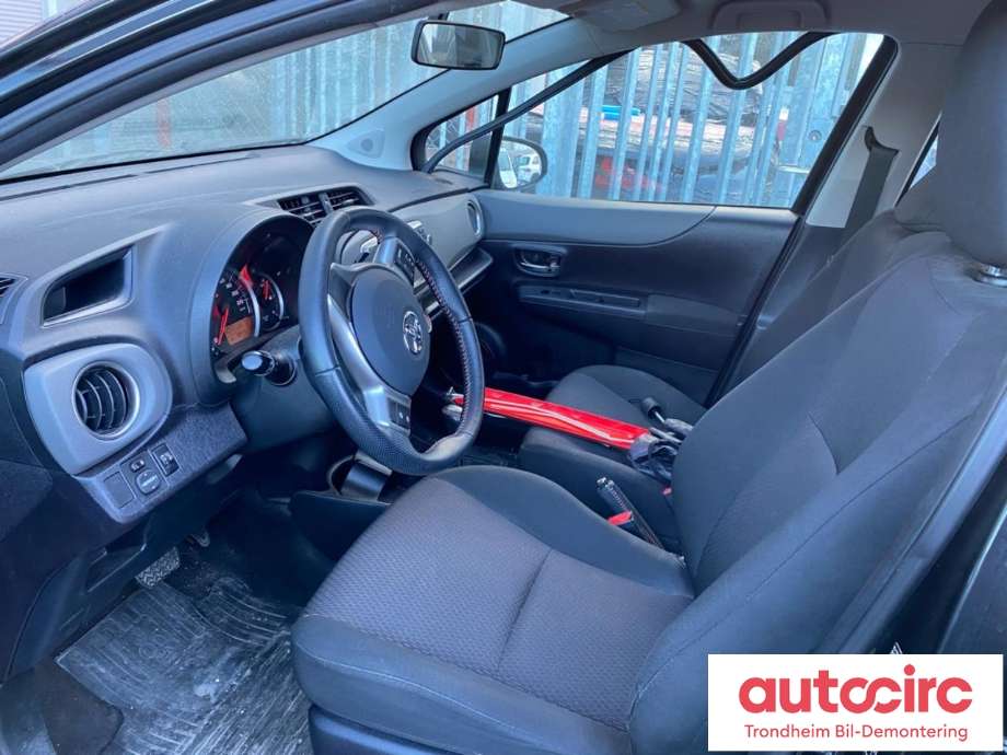 Toyota Yaris 2012-2014 (Type III, Fase 1) , Motorkode: 1NR-FE, Girkassekode: 3040052340