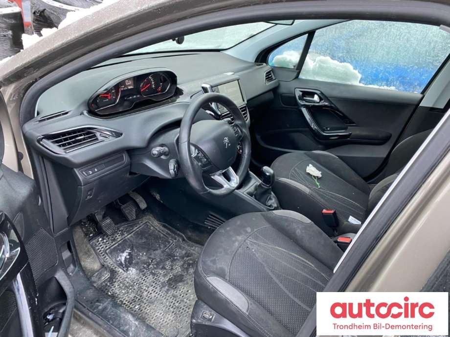 Peugeot 208 2012-2019 (Type I) , Motorkode: HMZ, Girkassekode: 9678376580