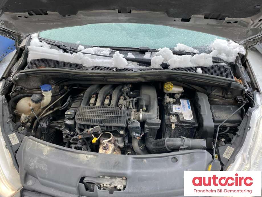 Peugeot 208 2012-2019 (Type I) , Motorkode: HMZ, Girkassekode: 9678376580