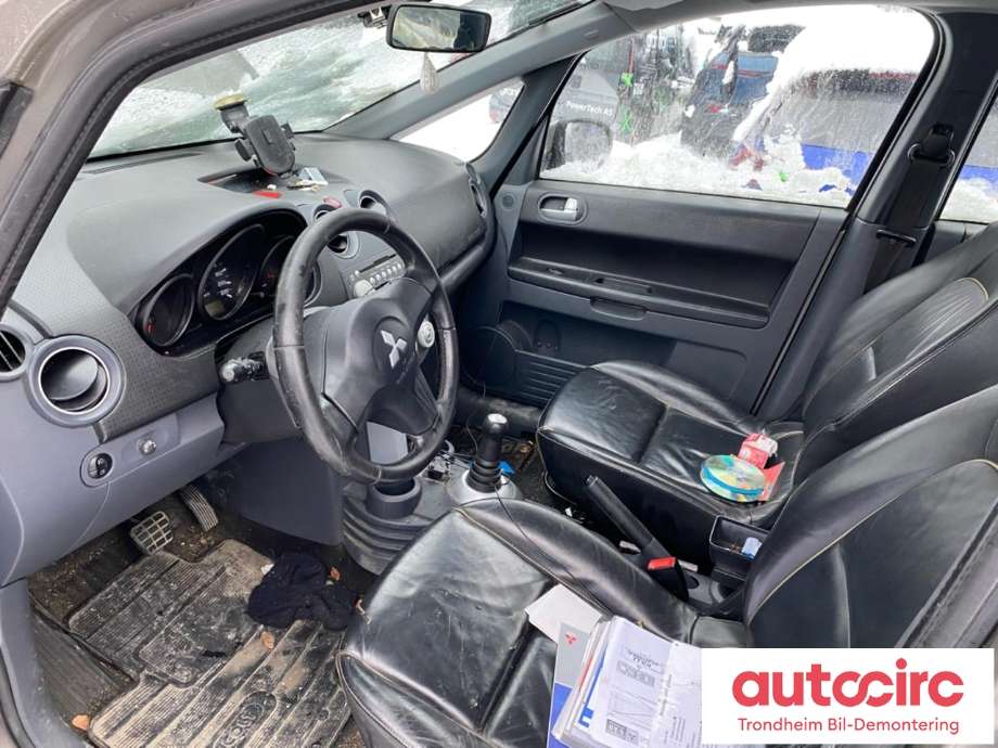 Mitsubishi Colt 2004-2008 (Type VII, Fase 1) , Motorkode: 639939, Girkassekode: MN902961