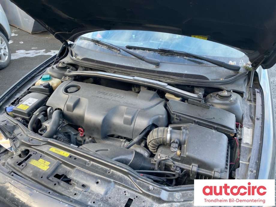 Volvo V70 2005-2007 (Type II, Fase 2) , Motorkode: D5244T, Girkassekode: 30681186
