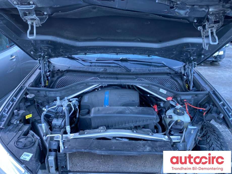 BMW X5 2013-2018 (F15) (F15), Motorkode: N20B20A, Girkassekode: 24008486623