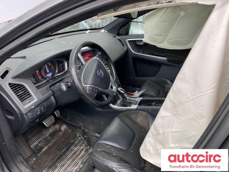 Volvo XC60 2014-2017 (Type I, Fase 2) , Motorkode: D5244T21, Girkassekode: 1285235