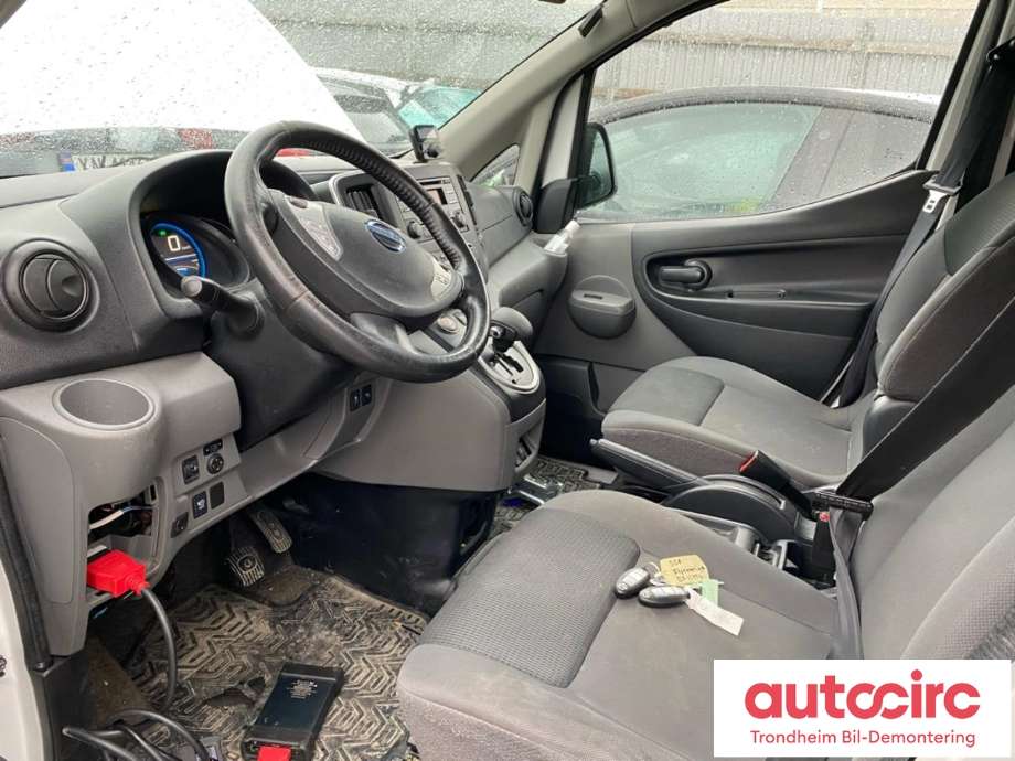 Nissan E-NV200 2014-->> , Motorkode: EM57, Girkassekode: 320104FA0B