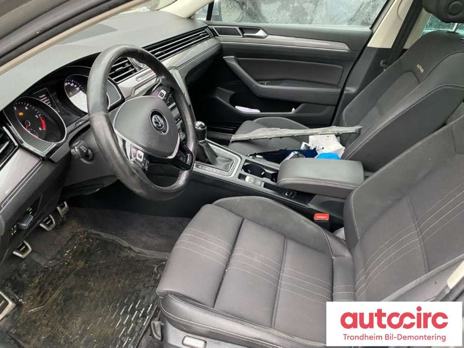 VW Passat 2015-2019 (Fase 1) (B8) (B8), Motorkode: DFEA, Girkassekode: RKN