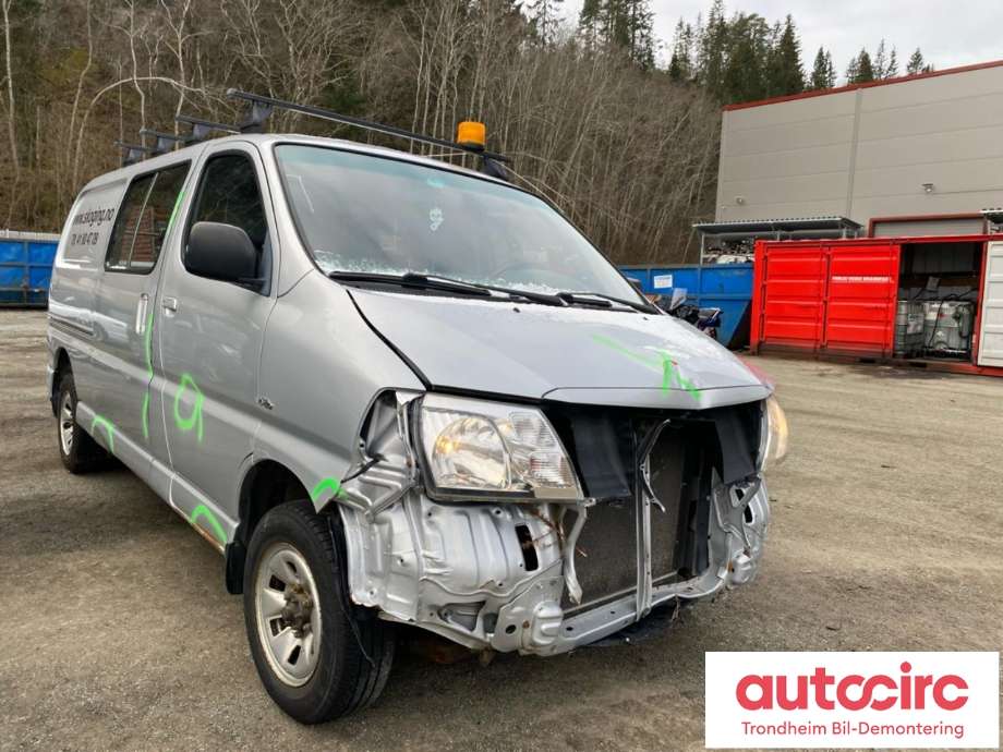 Toyota Hiace 2007-2012 (Fase 3) , Motorkode: 2KD-FTV, Girkassekode: 3303026A60