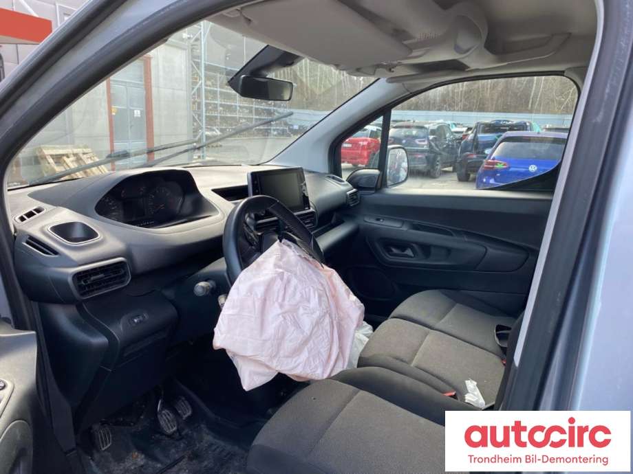 Peugeot Partner 2019-->> (Type III) , Motorkode: YHZ, Girkassekode: 