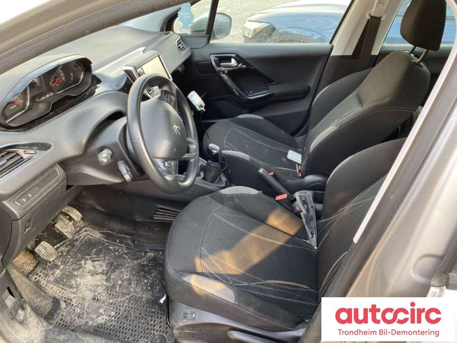 Peugeot 208 2012-2019 (Type I) , Motorkode: 8HR, Girkassekode: 2222YR