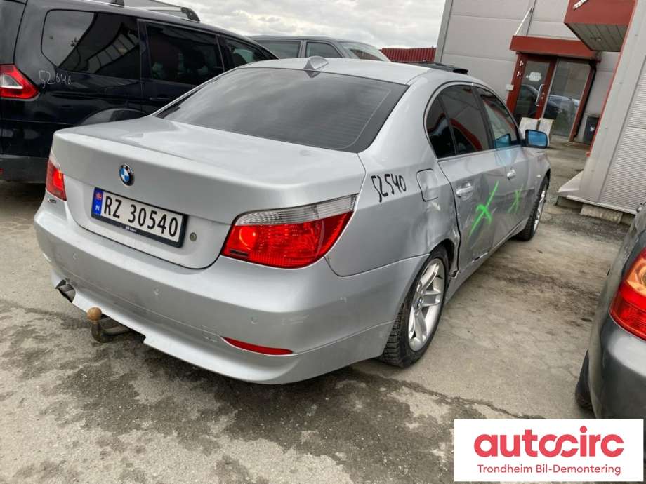 BMW 5-Serie 2003-2010 (E60/E61) (E60/E61), Motorkode: M57D30O2, Girkassekode: 24007563324