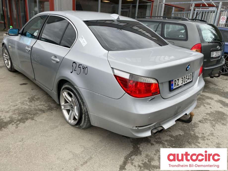 BMW 5-Serie 2003-2010 (E60/E61) (E60/E61), Motorkode: M57D30O2, Girkassekode: 24007563324