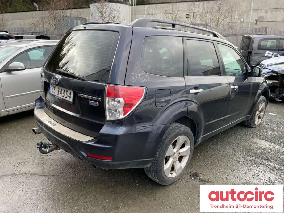 Subaru Forester 2008-2013 (Type III) , Motorkode: EE20, Girkassekode: 32000AK000