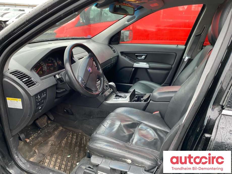 Volvo XC90 2002-2006 (Type I, Fase 1) , Motorkode: D5244T, Girkassekode: 8675151
