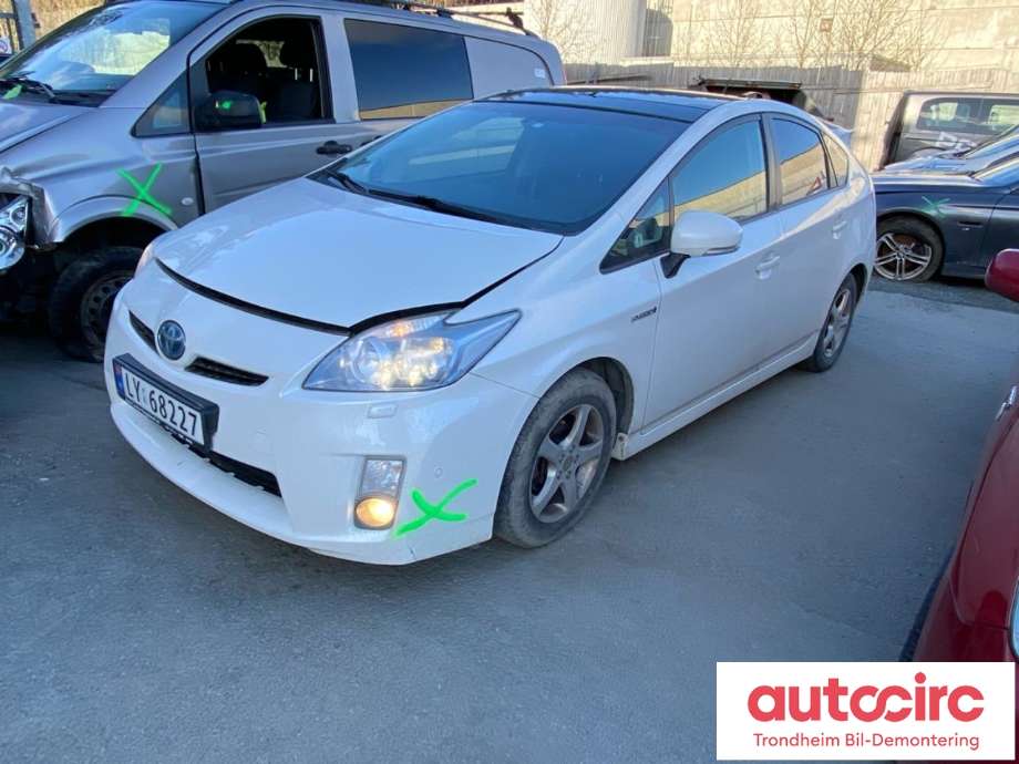 Toyota Prius 2009-2016 (Type III) (COMBI) (COMBI), Motorkode: 2ZR-FXE, Girkassekode: 3090047060