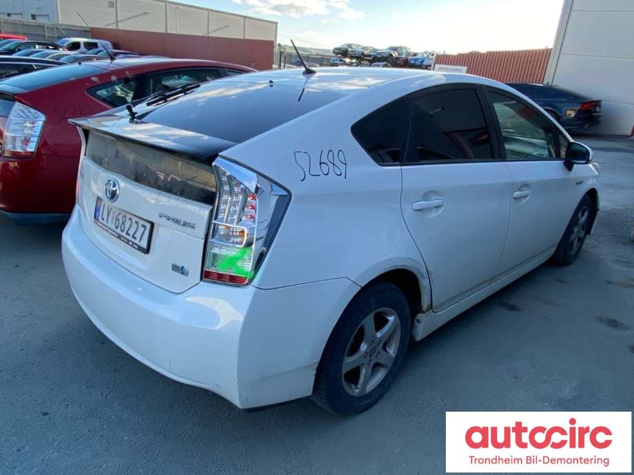 Toyota Prius 2009-2016 (Type III) (COMBI) (COMBI), Motorkode: 2ZR-FXE, Girkassekode: 3090047060