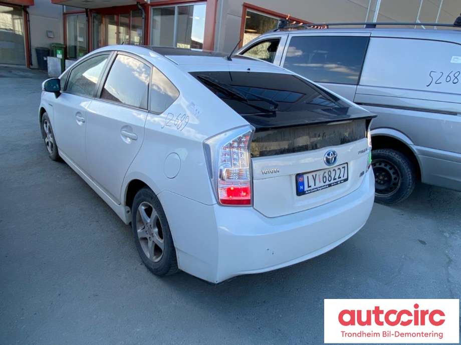 Toyota Prius 2009-2016 (Type III) (COMBI) (COMBI), Motorkode: 2ZR-FXE, Girkassekode: 3090047060