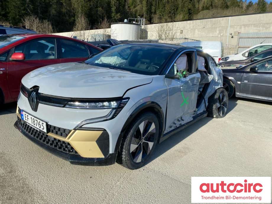 Renault Megane E-Tech 2022-->> , Motorkode: 6AM402, Girkassekode: RD0