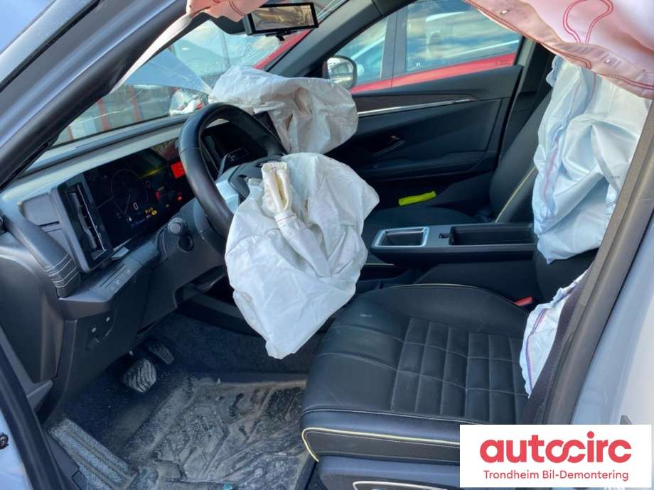 Renault Megane E-Tech 2022-->> , Motorkode: 6AM402, Girkassekode: RD0