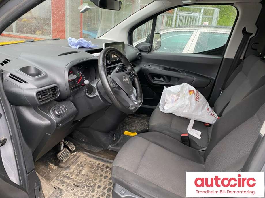 Opel Combo E 2019-->> , Motorkode: ZKX, Girkassekode: 