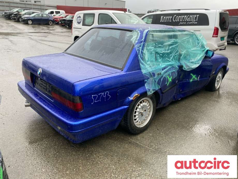 BMW 3-Serie 1983-1993 (E30) (E30), Motorkode: M20B25U1, Girkassekode: 23001221138