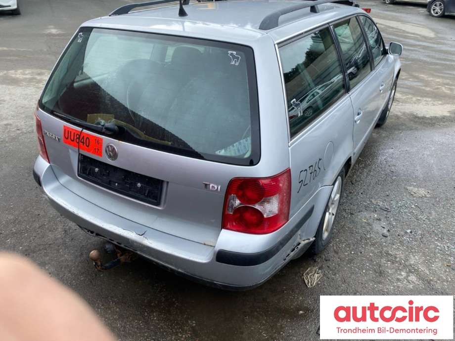 VW Passat 2001-2005 (B5,3BG) (B5,3BG), Motorkode: AVB, Girkassekode: 