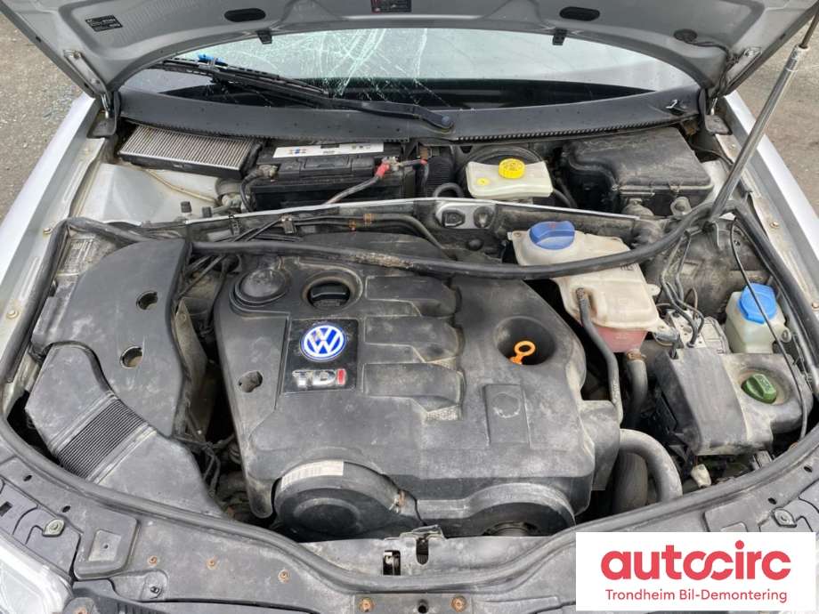 VW Passat 2001-2005 (B5,3BG) (B5,3BG), Motorkode: AVB, Girkassekode: 