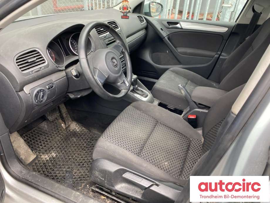 VW Golf VI 2008-2012 , Motorkode: CBZA, Girkassekode: MLJ