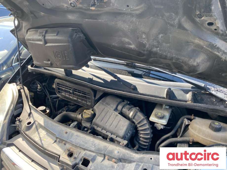 Opel Vivaro A 2006-2014 , Motorkode: LJ9, Girkassekode: M67