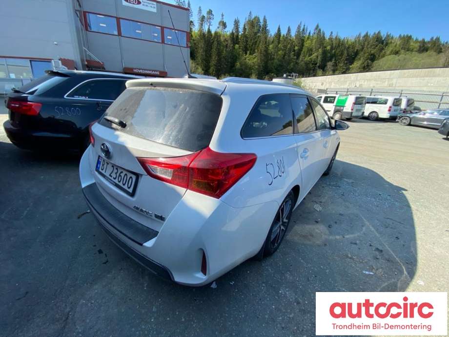 Toyota Auris 2015-2019 (Type II, Fase 2) , Motorkode: 2ZR-FXE, Girkassekode: 3090047064