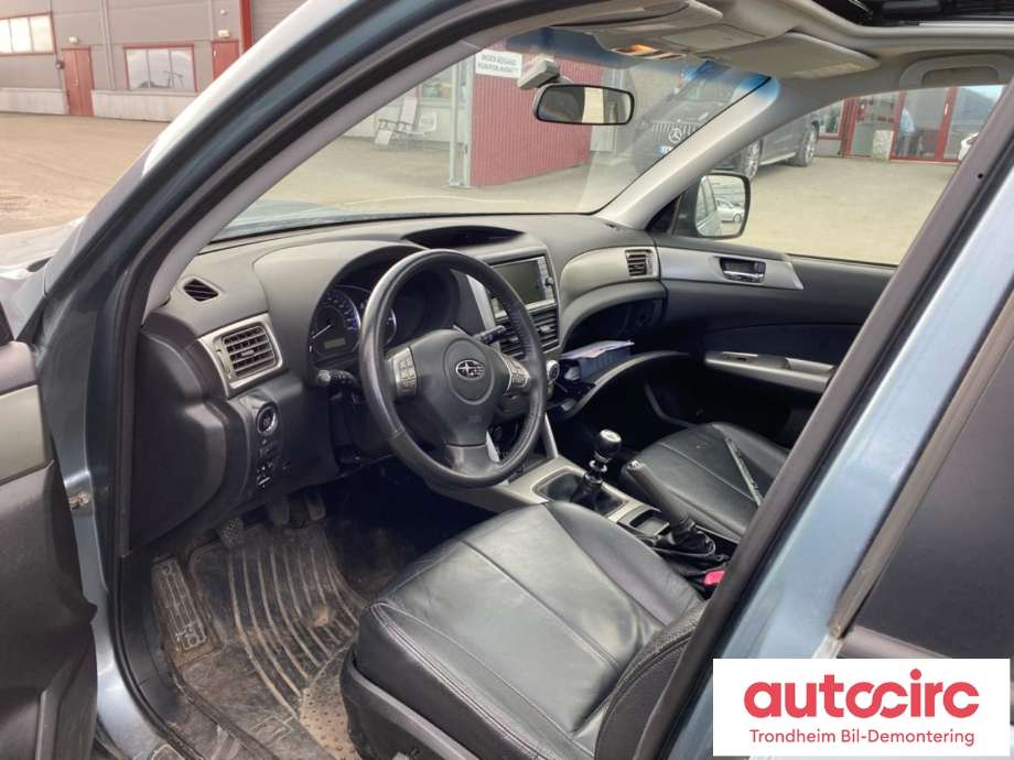 Subaru Forester 2008-2013 (Type III) , Motorkode: EE20, Girkassekode: 32000AJ740