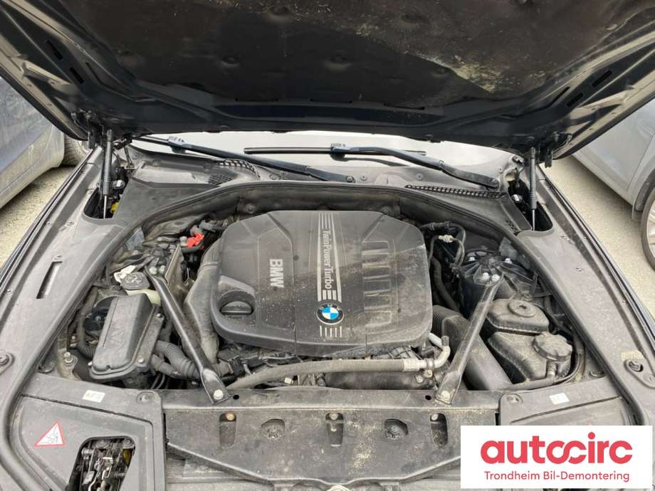 BMW 5-Serie 2010-2017 (F10/F11) (F10/F11), Motorkode: N57D30A, Girkassekode: 