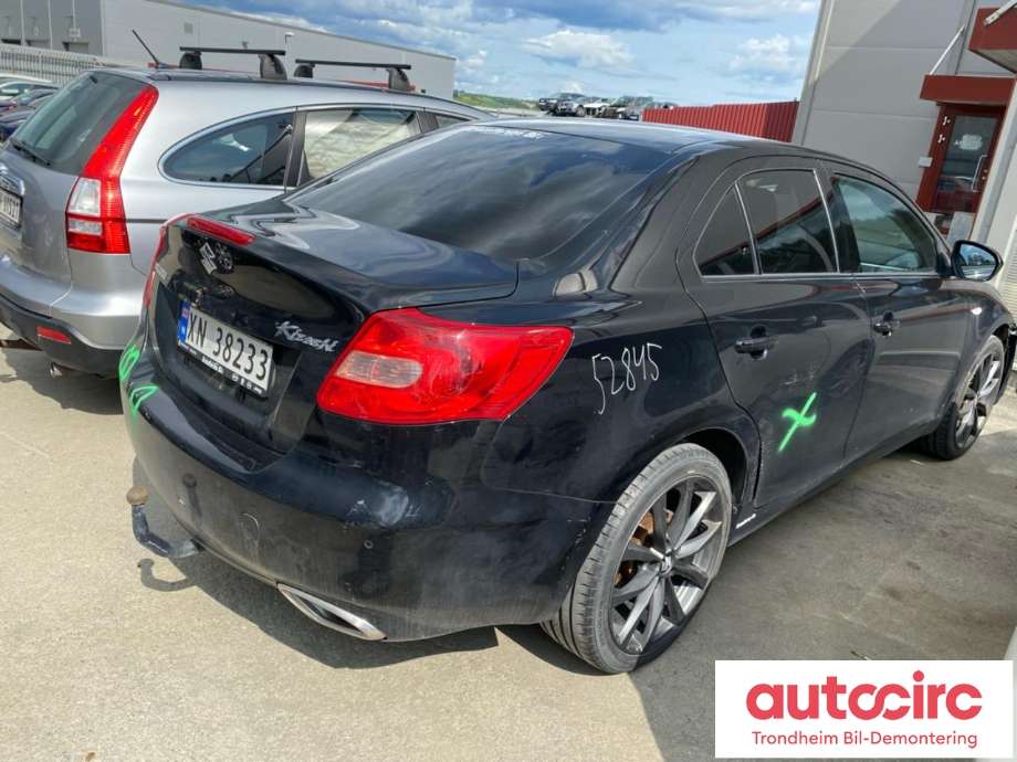 Suzuki Kizashi 2010-2014 , Motorkode: J24B, Girkassekode: CVT