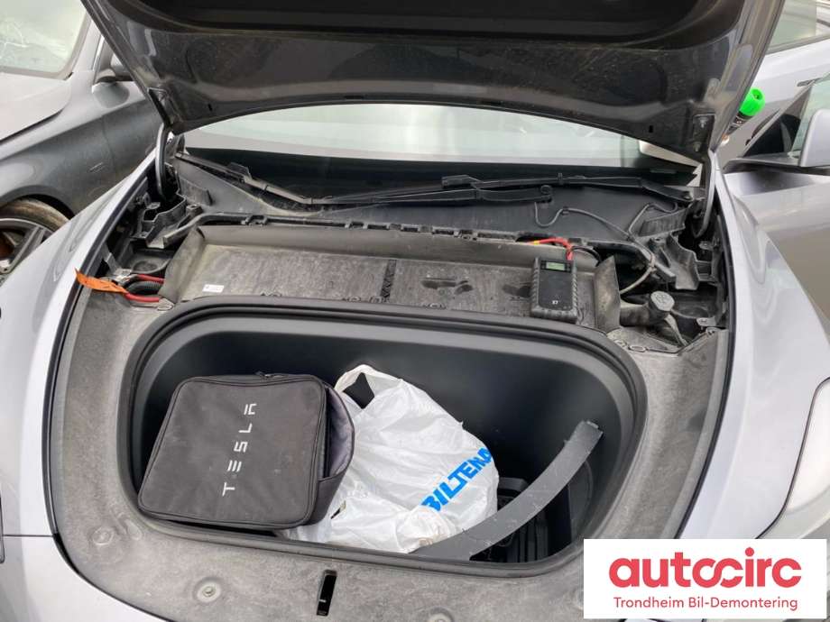 Tesla Model Y 2021-2024 (Type I) , Motorkode: 3DU, Girkassekode: 