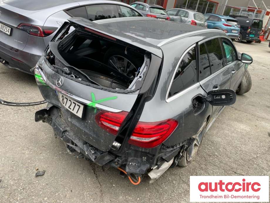 Mercedes C-Klasse 2018-2021 (Fase 2) (W205) (W205), Motorkode: 274920, Girkassekode: 724295